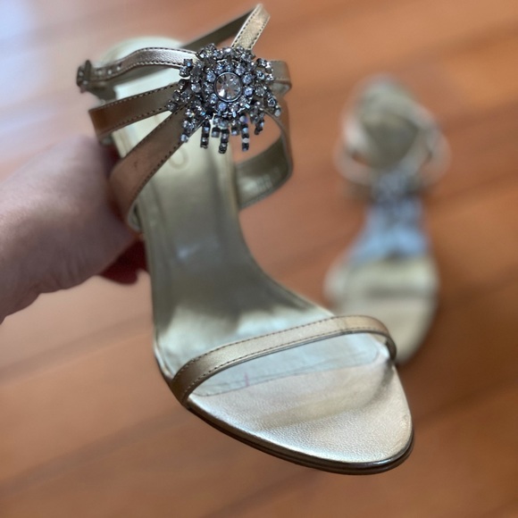 Aldo Gold Rhinestone Jeweled Stiletto - Size 6.5 - Picture 8 of 11